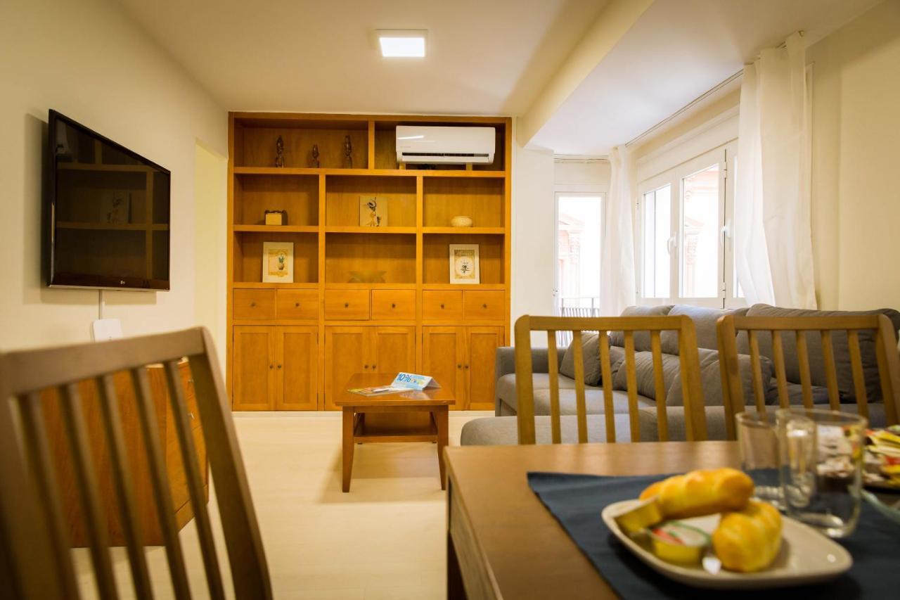 Holidays2Malaga Beatas & Balcon ภายนอก รูปภาพ