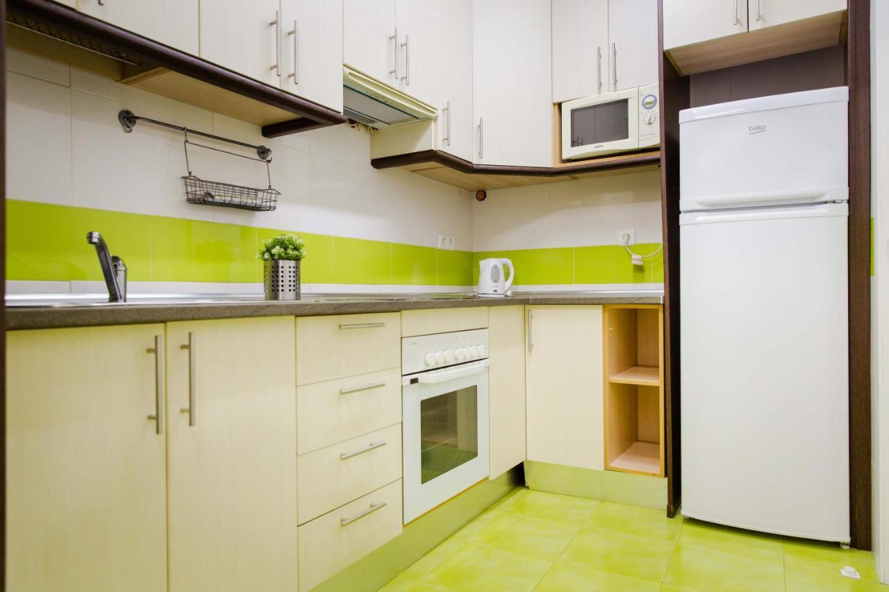 Holidays2Malaga Beatas & Balcon ภายนอก รูปภาพ
