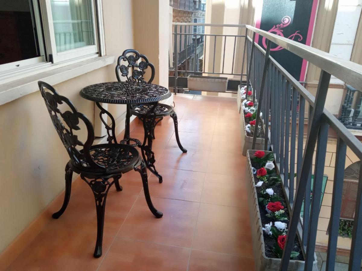 Holidays2Malaga Beatas & Balcon ภายนอก รูปภาพ